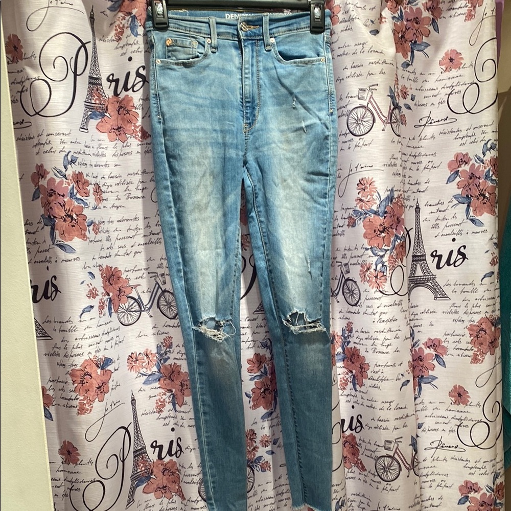 DENIZEN BY LEVIS BLUE JEANS SIZE 0